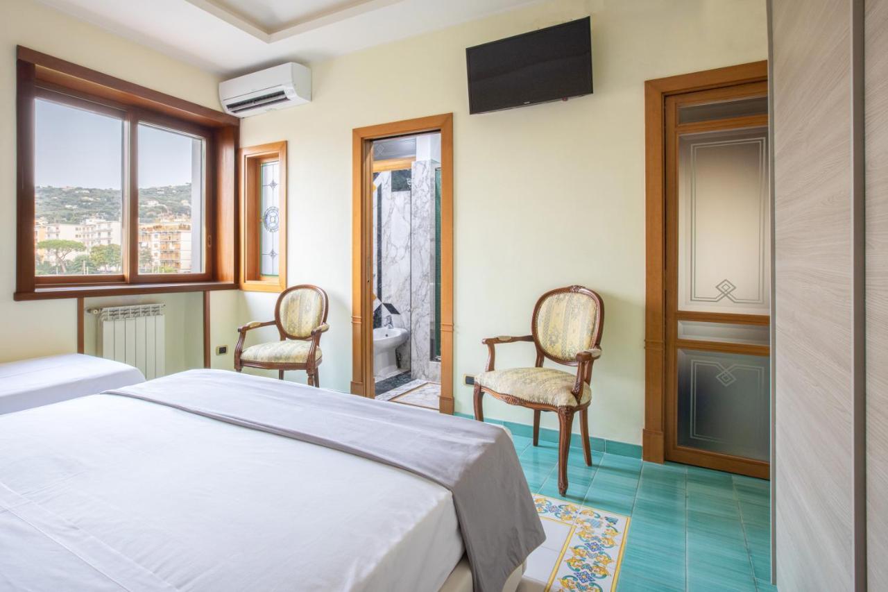 Sorrentovibes - Family Home With Terrace & Amazing View In Sorrento Center Exterior foto